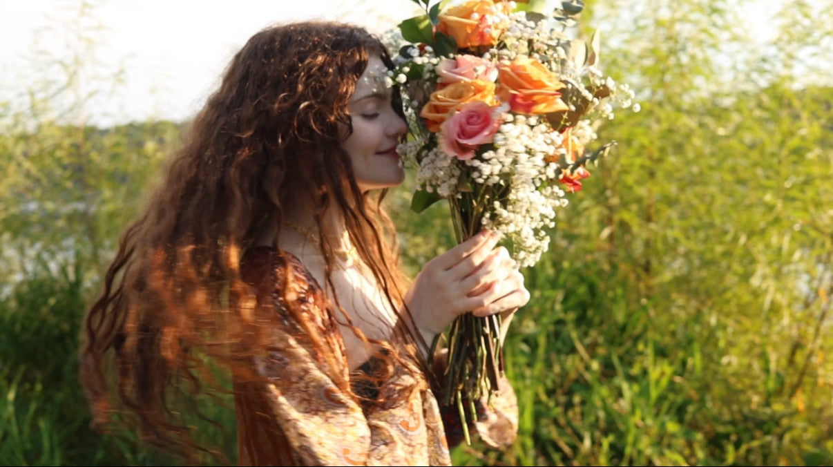 Mini bouquet from Carolina Creature Video